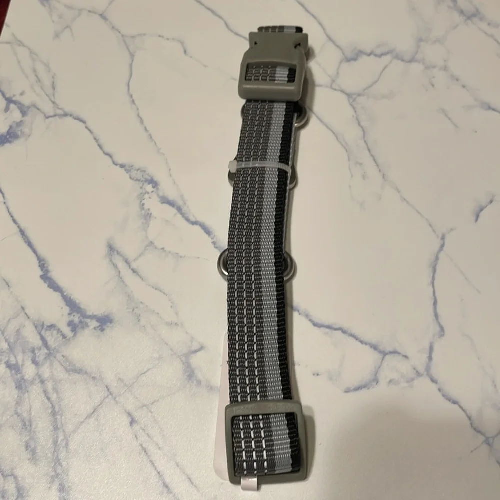 NWT’s Large martingale Frisco dog collar distributed Chewy,gray & black striped